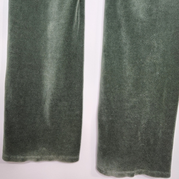 Juicy Couture Vintage Y2K Green Midrise Velour Flare Leg Sweatpants Size S - Picture 9 of 16